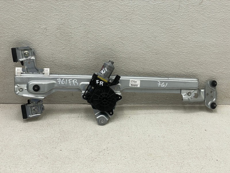 20-23 BUICK ENCORE GX FRONT RIGHT PASS SIDE WINDOW REGULATOR MOTOR OEM LOT761