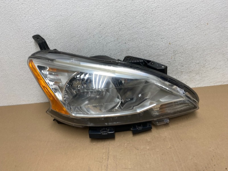 2013 - 2015 Nissan Sentra W/LED Halogen Right Passenger Headlight AE6665 DW