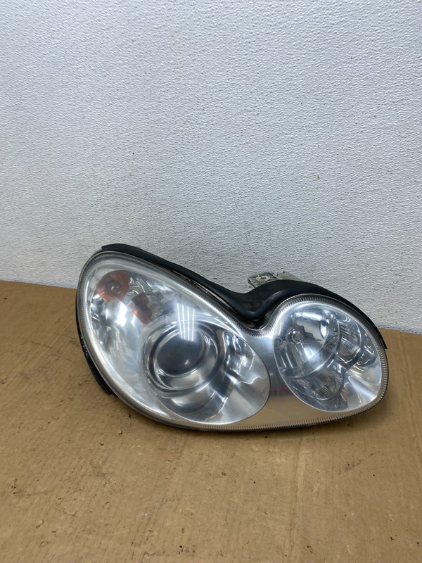2002-2005 Hyundai Sonata Right Passenger Headlight Halogen Oem AC8623 DW