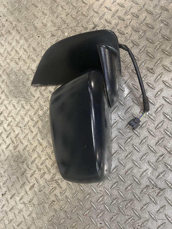 2005-2015 Nissan Xterra Passenger Right Side Mirror Oem Tested Nice