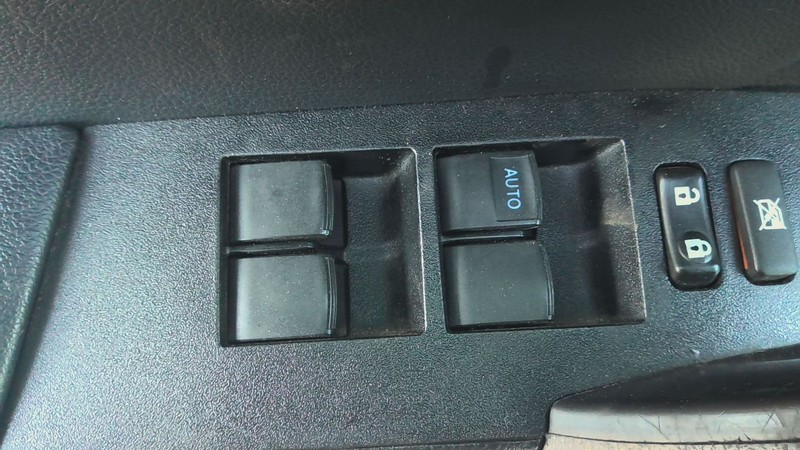 Door Switch Front TOYOTA COROLLA 14 15 16 17 18 19