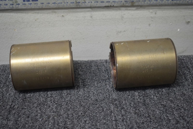 VOLKSWAGEN EXHAUST CLAMP FACTORY OEM
