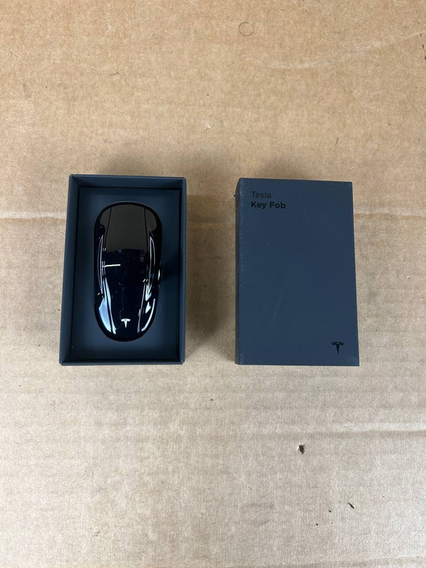 NEW OEM TESLA Model 3 Y 2017-2025 Smart Key Fob keyfob 1819445-00-B