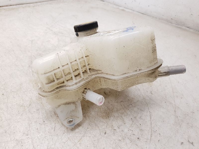 Coolant Reservoir Fits 13-18 LEXUS ES300H