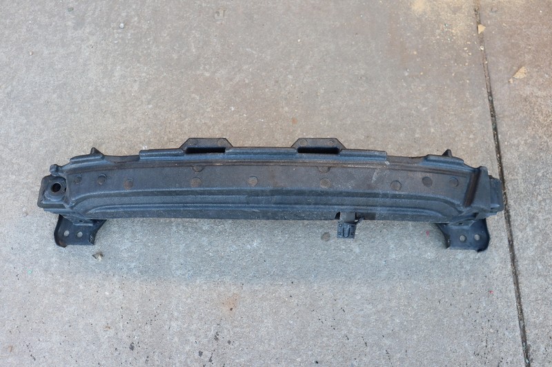 2012-2018 VOLKSWAGEN TIGUAN FRONT BUMPER REINFORCEMENT BAR OEM