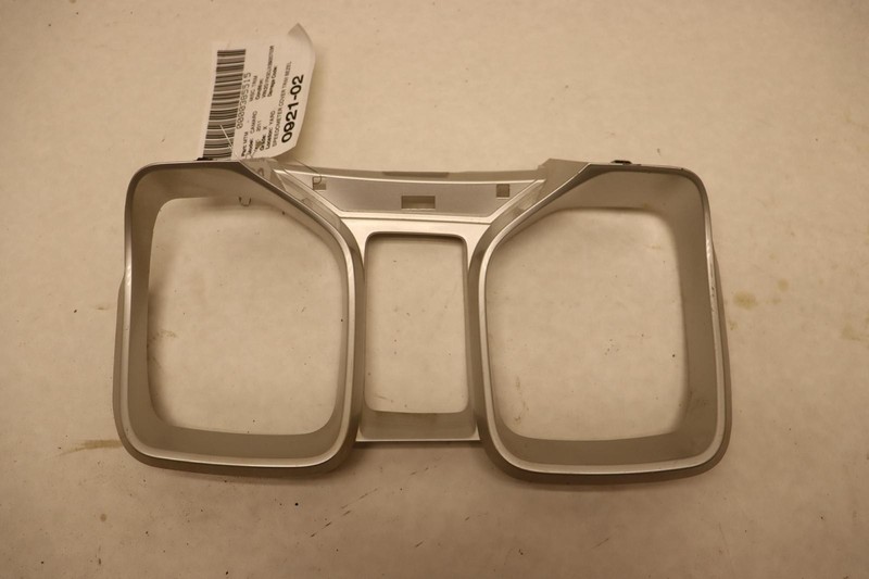 2010-2015 CHEVY CAMARO DASHBOARD CLUSTER GAUGE SPEEDOMETER COVER TRIM BEZEL OEM