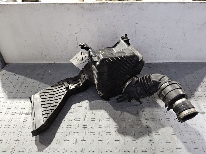 2017-2019 Kia SPORTAGE Air Cleaner Intake Box Assembly 2.0L