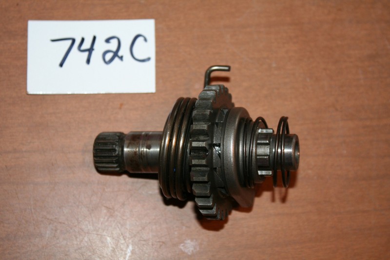 1987 Suzuki RM 125 Kick Start Kickstarter Shaft Spindle OEM 87