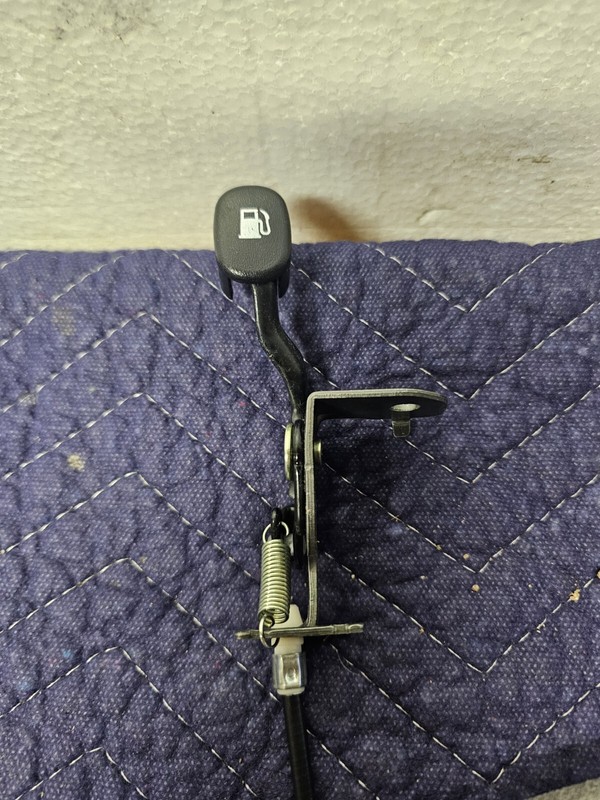 ✅OEM✅ Fuel Door Release Handle Lever from 2014 Kia Sportage