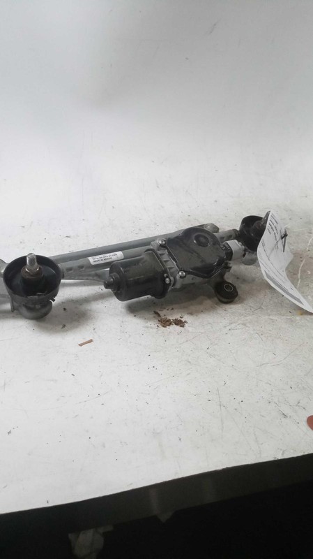 2021 Nissan Versa Wiper Motor OEM 288005EE0A 75K Miles Black FWD