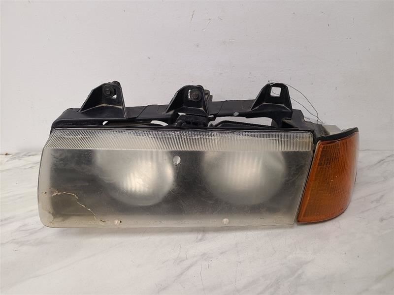 Driver Left Headlight US Halogen Fits 92-99 BMW 318i 508394