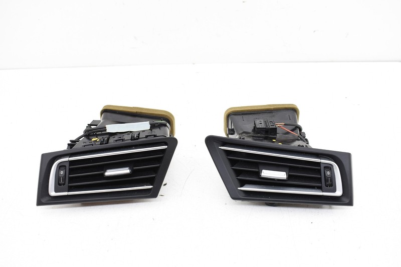 2011 BMW F01 750i Front Outer Dash Air Vent Left & Right Set OEM KW71