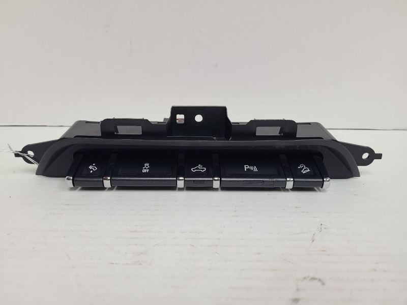 DASH TRACTION PETAL CONTROLER fits 2015 Silverado 562387
