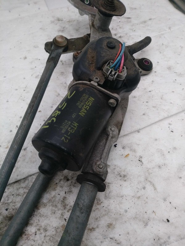 2015 INFINITI Q70 Wiper Motor OEM 288001MA1C White 121K Miles