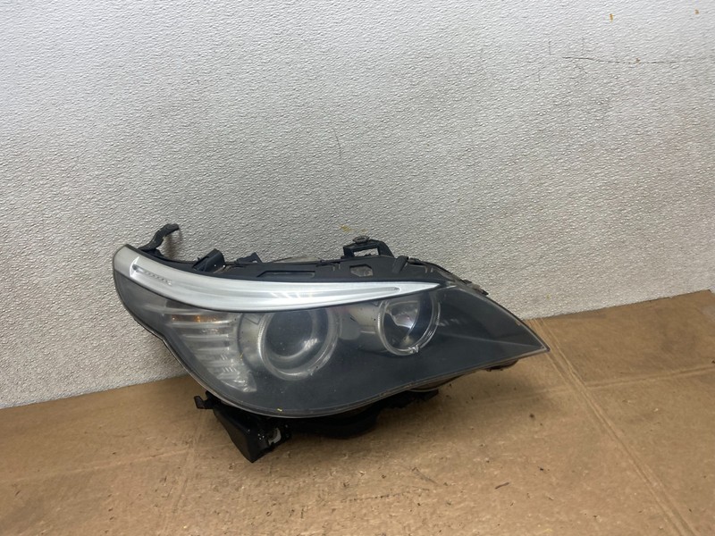2008 to 2010 Bmw 5 Series 528i Halogen Right Headlight Oem Y6913 DW