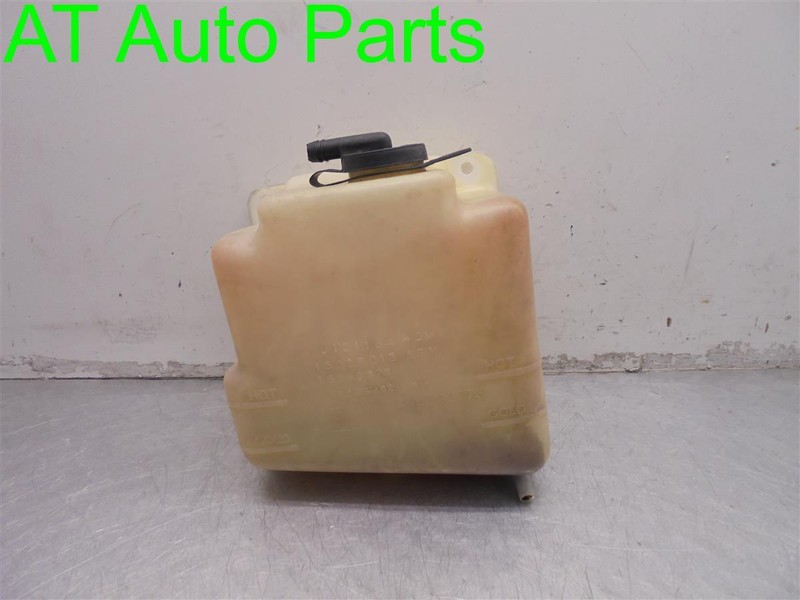 92-99 CHEVROLET C1500 SUBURBAN RADIATOR COOLANT OVERFLOW RESERVOIR OEM 15650373