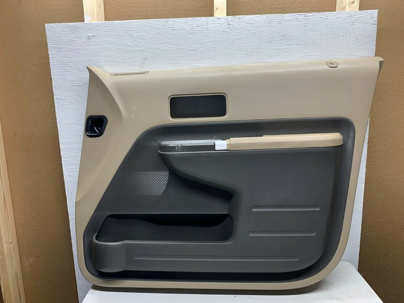 2007-2010 FORD EDGE RIGHT PASSENGER SIDE FRONT DOOR INTERIOR DOOR TRIM PANEL