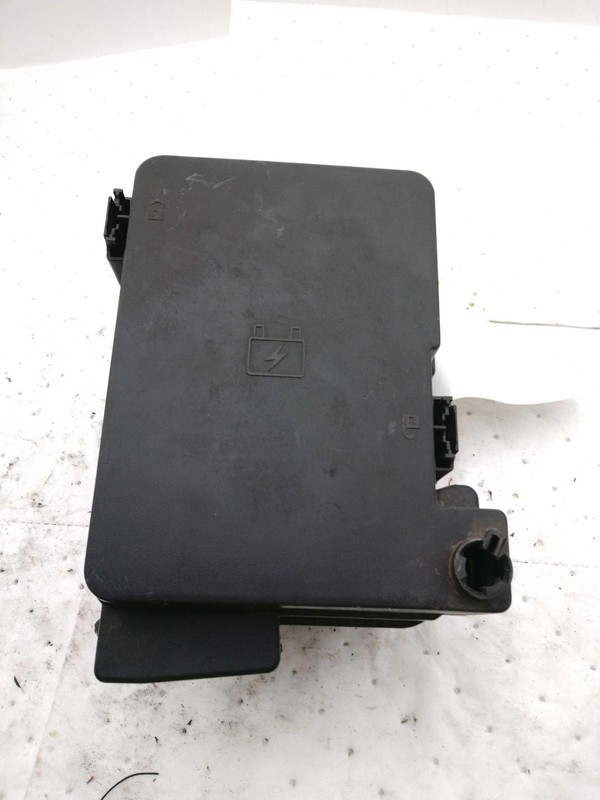 2017 Chevrolet Equinox OEM Used Fuse Box Black 23158538, 137K Miles