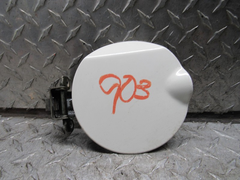 2009 JEEP PATRIOT FUEL FILLER DOOR GAS TANK COVER LID WHITE