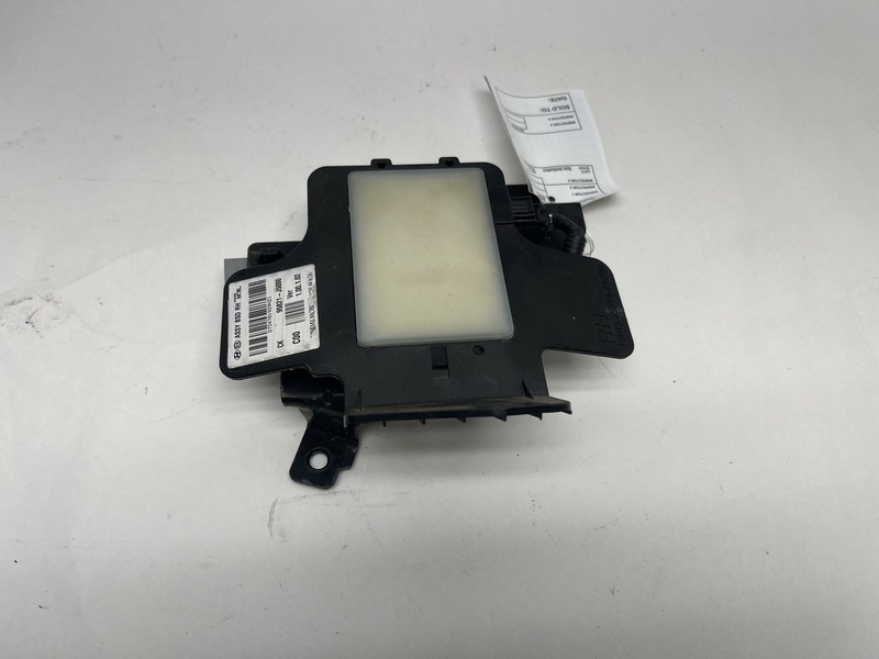2018-2020 KIA STINGER RIGHT PASSENGER SIDE BLIND SPOT RADAR CONTROL MODULE OEM