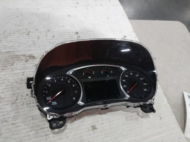 2019 Chevrolet Traverse Speedometer Gauge OEM White 74K Miles NJ25-21658-536335