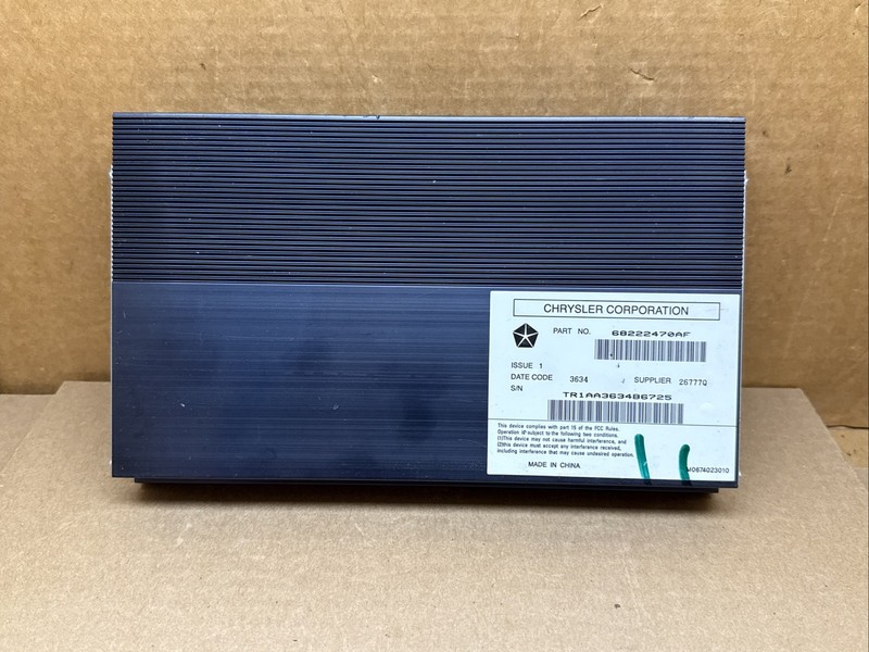 2015-2016 Dodge Charger Chrysler 300 Radio Audio Amplifier Amp OEM 68222470AF