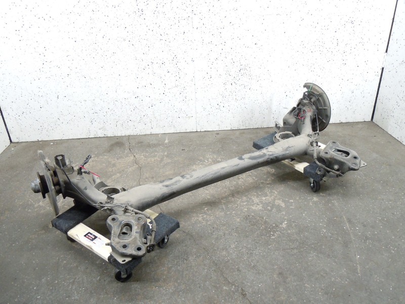 2014 15 16 2017 Fiat 500L Rear Loaded Axle Beam OEM 4 Door