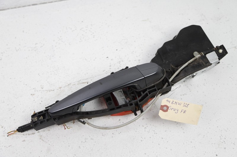 BMW F30 Used Front Right Door Handle Latch 12-18 320i 328i 335i Gray B39
