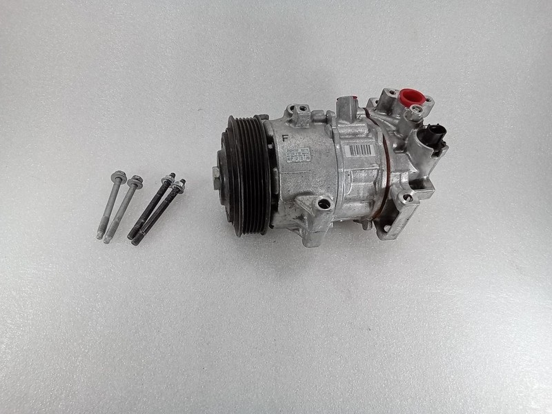 2020-2022 Toyota Corolla 1.8L Sedan 10300 Air Conditioner Compressor 8831002B80