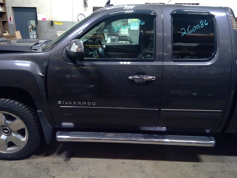 Driver Front Door Thru 11/14/10 Fits 10-11 SIERRA 1500 PICKUP 1762425