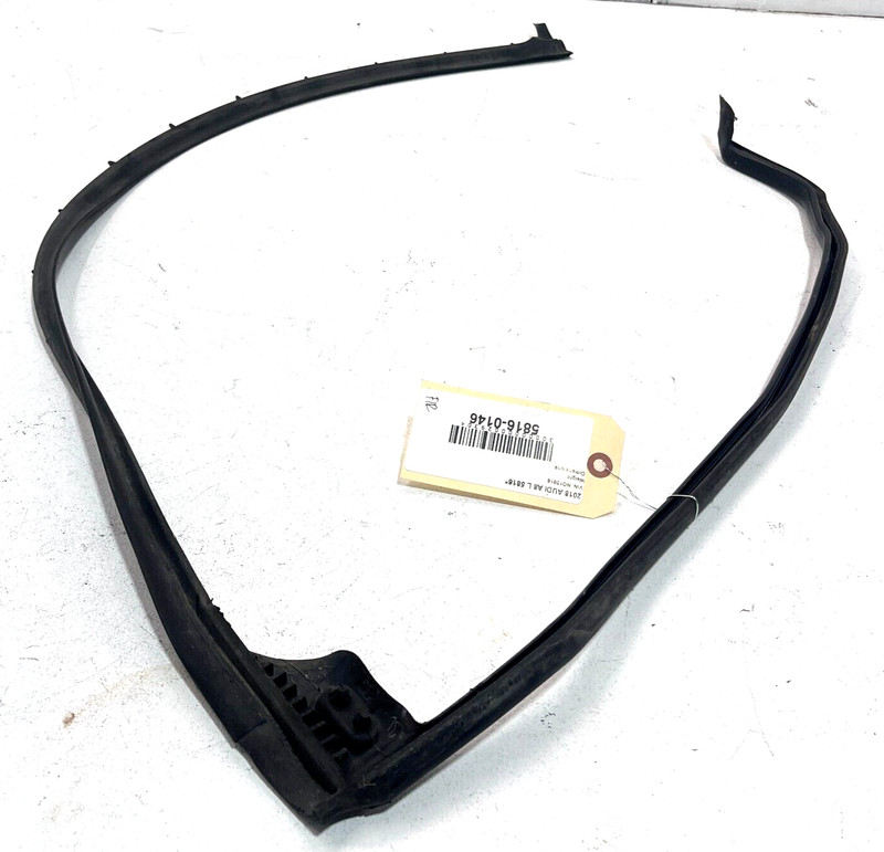 2011-2018 AUDI A8 LOWER DOOR WEATHER STRIP SEAL FRONT RIGHT PASSENGER SIDE OEM