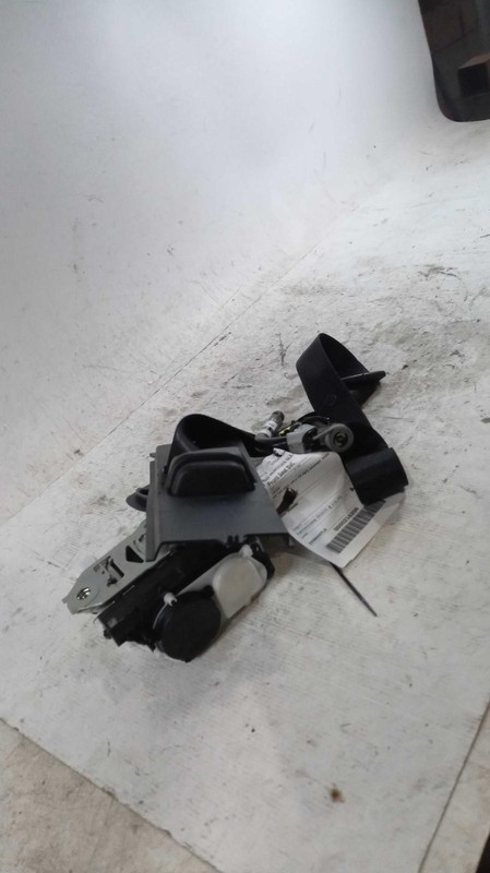 2019 Mercedes-Benz GLE-Class Front Right Seat Belt Grey OEM 1668601600