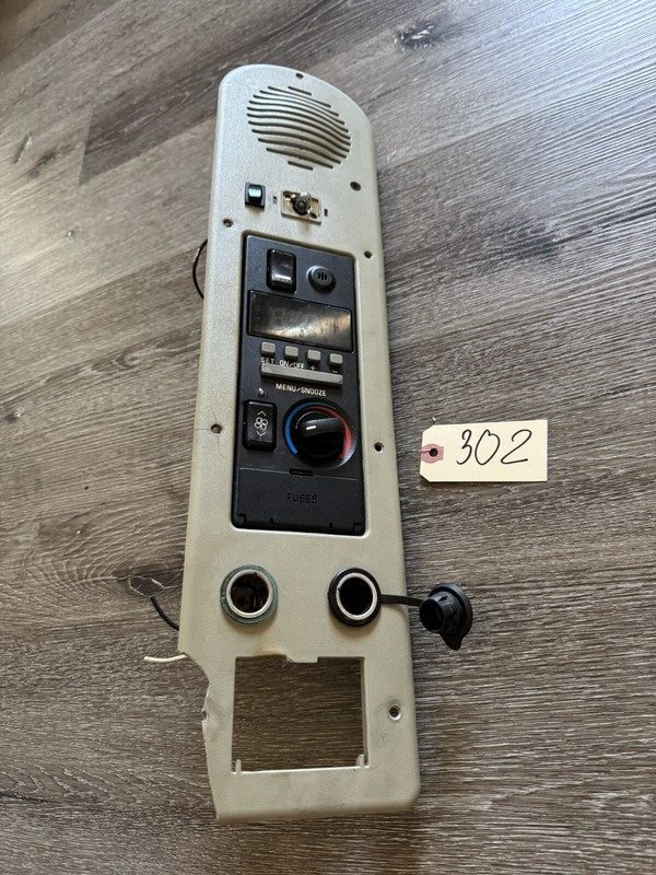 VOLVO TEMPERATURE CONTROLSWITCH, SLEEPER OEM - P/N: 20536257