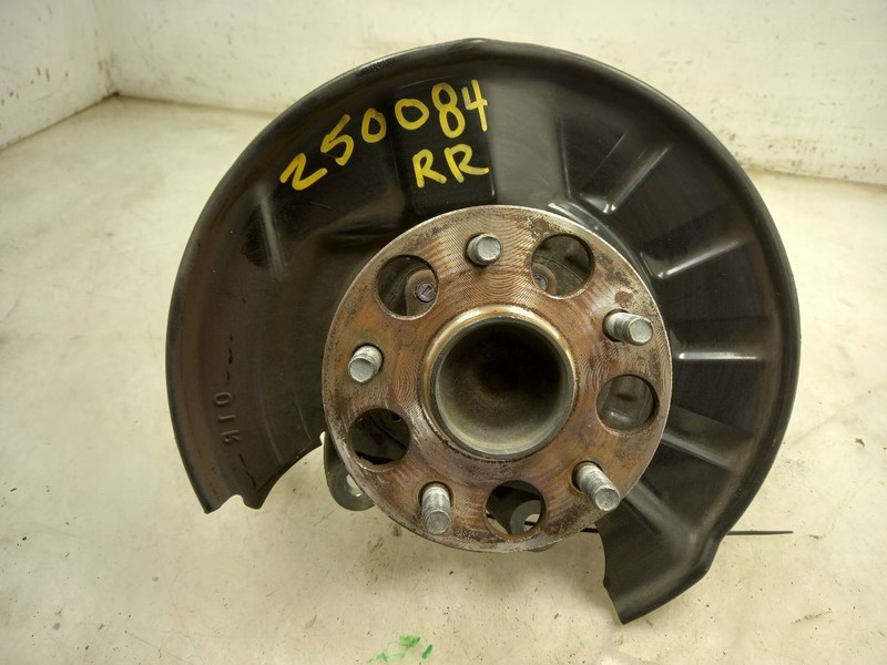 18-23 TOYOTA CAMRY LE HYBRID REAR PASSENGER RIGHT KNUCKLE