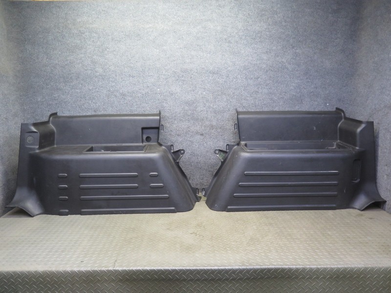 2005-2007 HUMMER H2 REAR LEFT & RIGHT SIDE TRUNK QUARTER PANEL TRIM COVER SET
