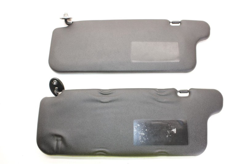 2007 Toyota FJ Cruiser 4.0L RWD Pair of Left and Right Front Black Sun Visors