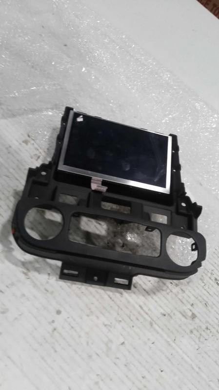 2019 GMC Terrain Infotainment Display OEM Grey 98K Miles NJ25-21503-530366
