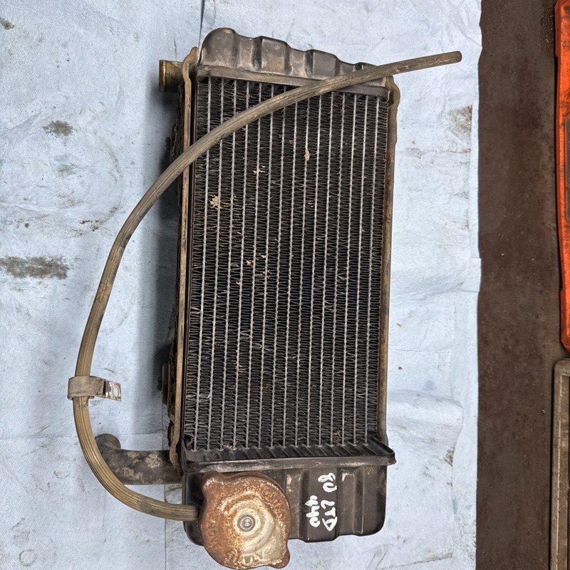 1980 Kawasaki 4/6 LTD Invader Vintage snowmobile Radiator