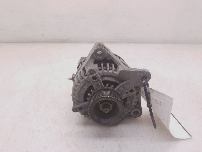 04-06 TOYOTA TUNDRA 8CYL 4.7L 100AMP ALTERNATOR ASSEMBLY