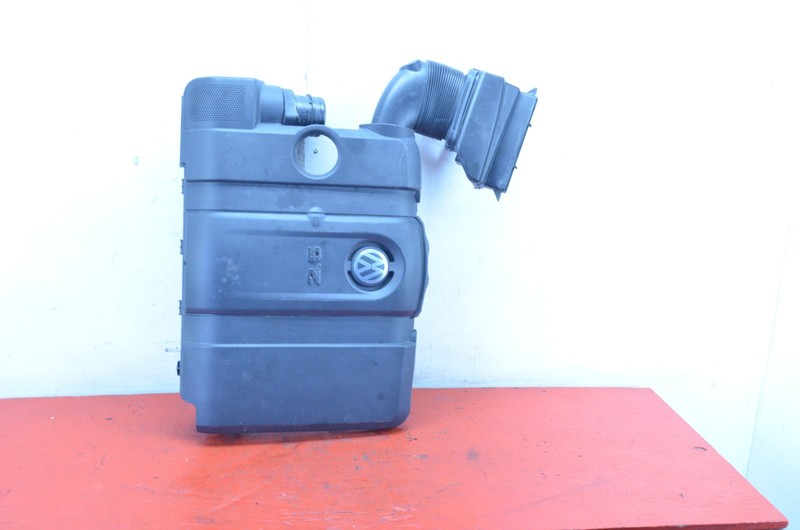 12-14 VOLKSWAGEN BEETLE 2.5L ENGINE COVER W FILTER BOX OEM