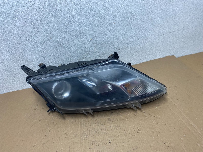 2010 2011 2012 Ford Fusion Right Passenger RH Headlight Halogen OEM AD8029 DW