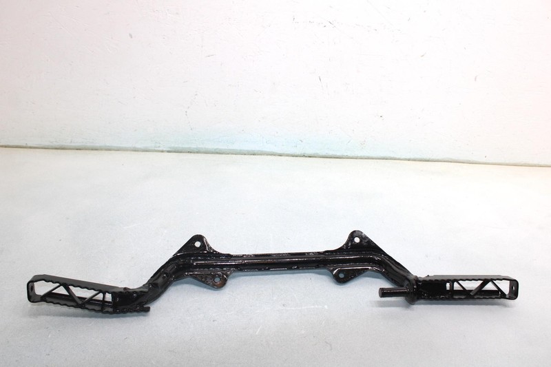 83 YamahaYtm M225 Dxk Oem Footrest 21V-27411-10-00 AY42