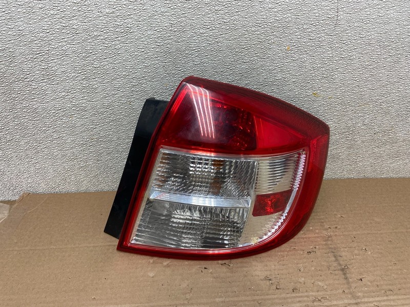 2008 to 2013 Suzuki SX4 Sedan Right Passenger RH Tail Light Oem AB1126 LK