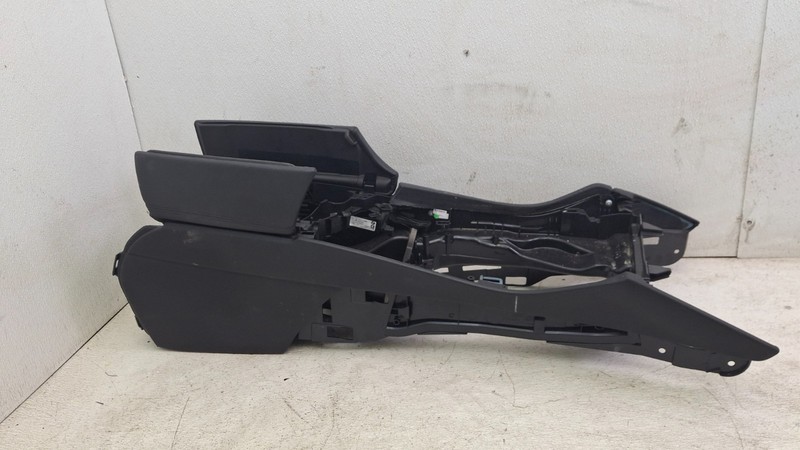 2011-2016 BMW 528i 535i F10 FRONT CENTER CONSOLE FRAME TRIM COVER W/ ARMREST OEM