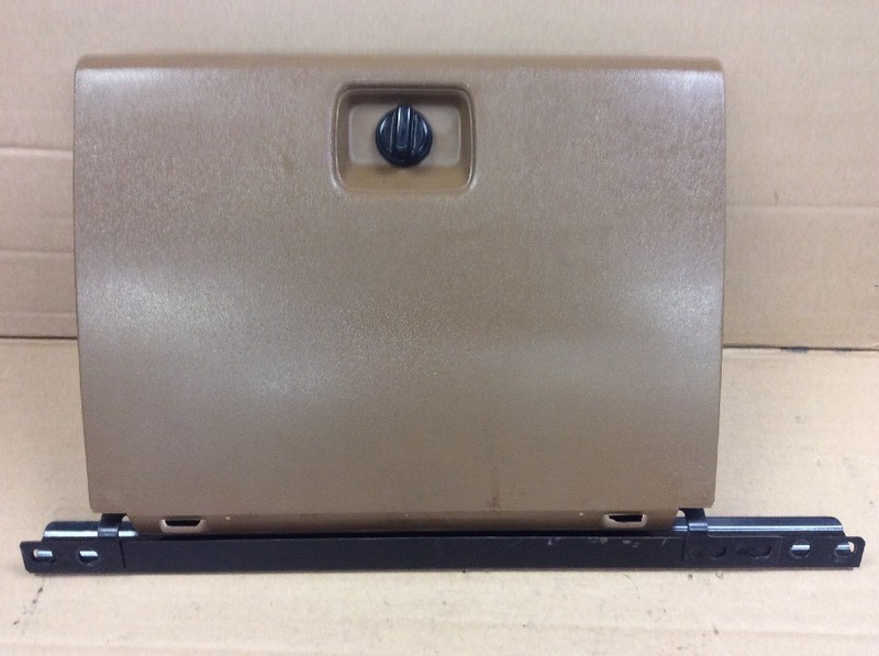 79 80 81 1979 - 1981 Accord Glove Box Compartment Storage Box Beige Used OEM