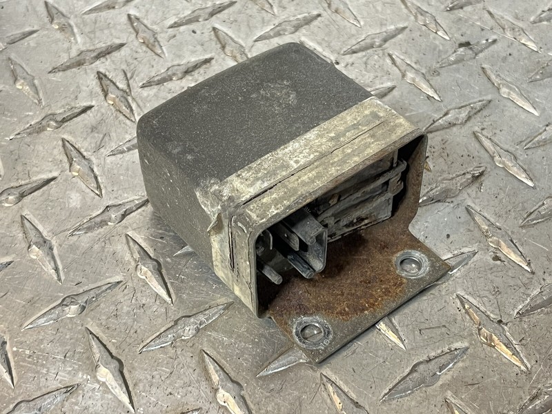 1965 Mercedes Benz W110 200d Diesel Relay W 110 200 D