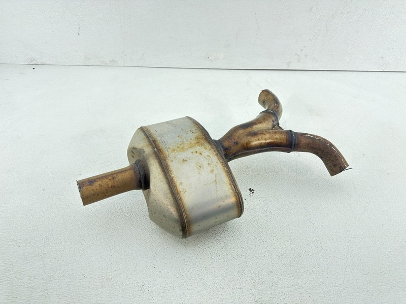 2015-2020 ACURA TLX 3.5L REAR CENTER EXHAUST MUFFLER SILENCER OEM