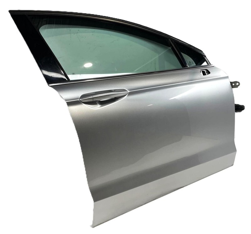 2013-2020 Ford Fusion Right Passenger Side Door Assembly W/ Panel and Glass OEM