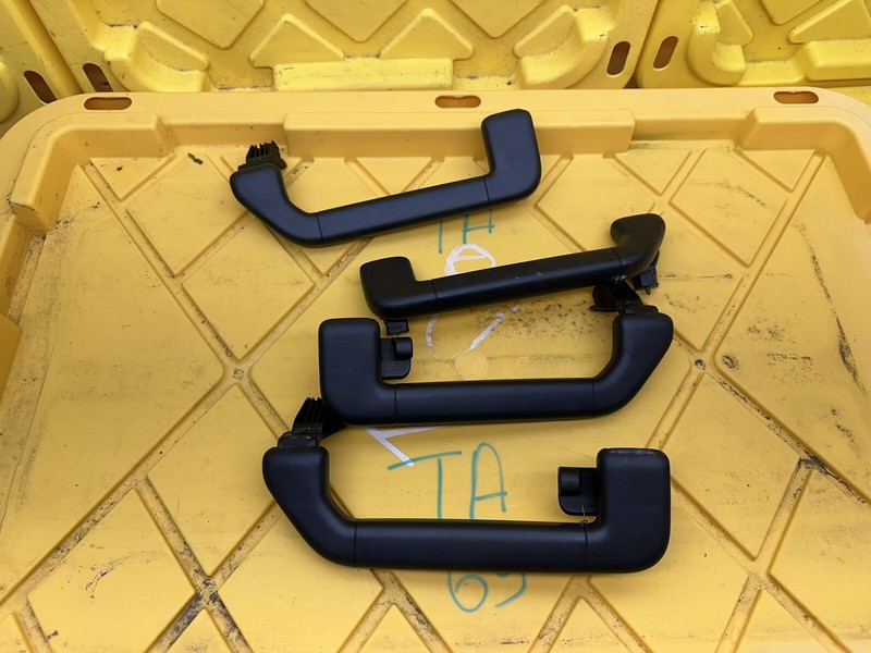 2011 - 2018 PORSCHE CAYENNE ROOF HEADLINER GRAB GRIP HANDLE SET OF 4 OEM