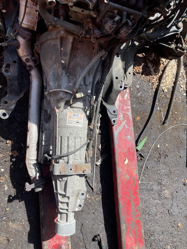 1999-2000 Mazda Miata Automatic Transmission Asssembly 150K Nice Oem.